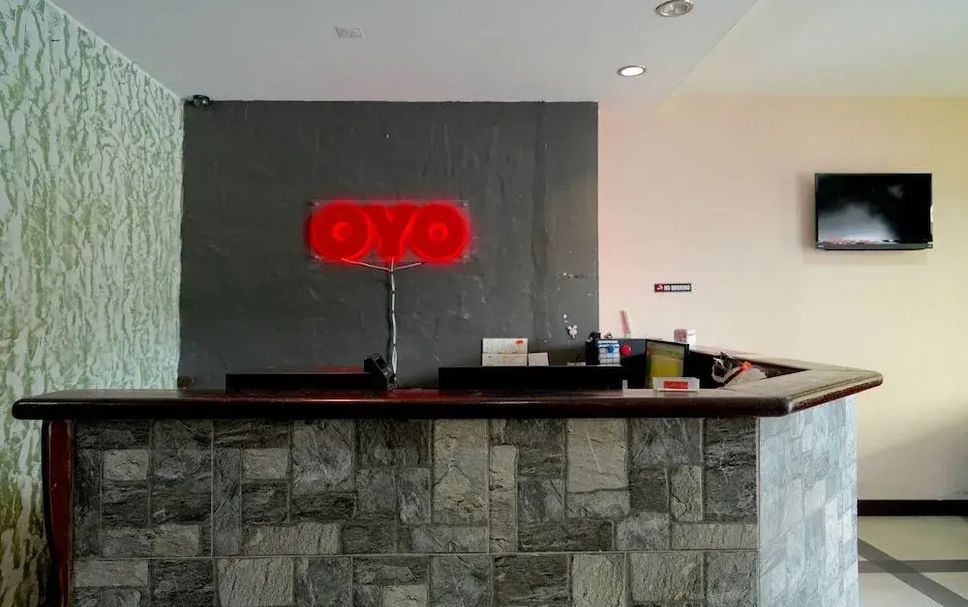 Meja Penyambut Tetamu Gambar