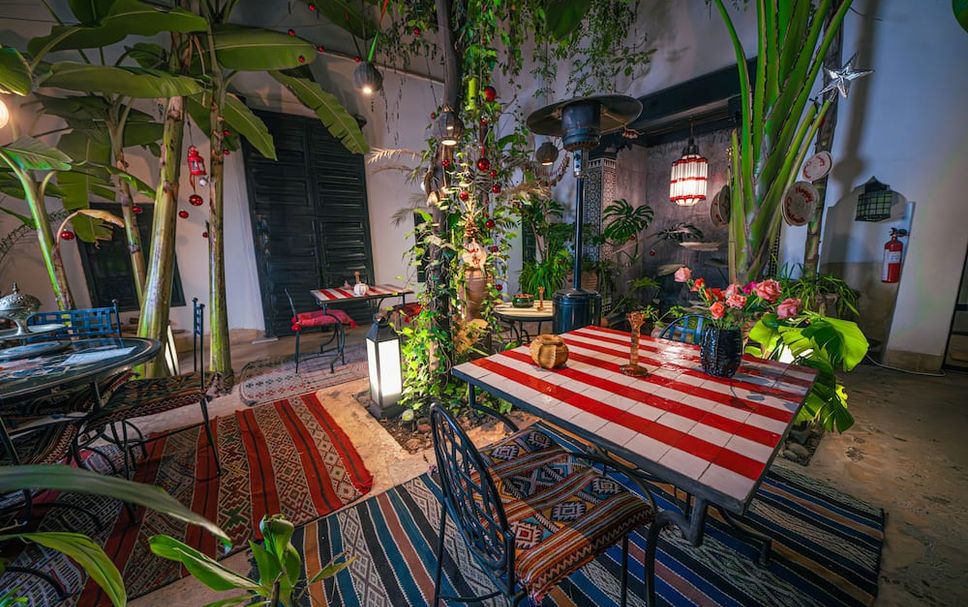 Patio Gambar