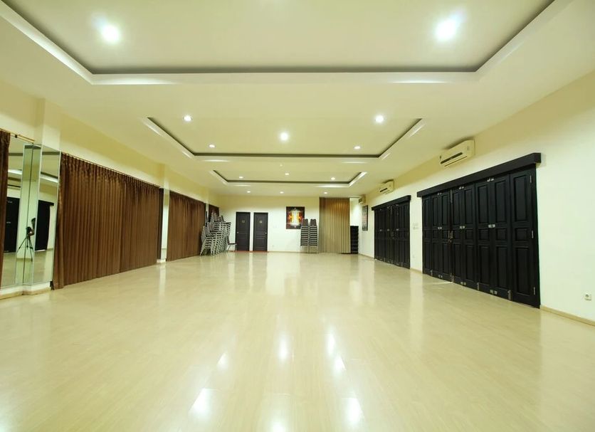 hallway Gambar