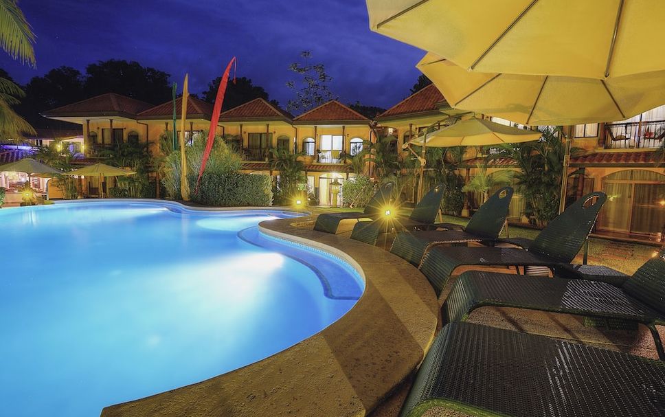 Kolam renang Gambar