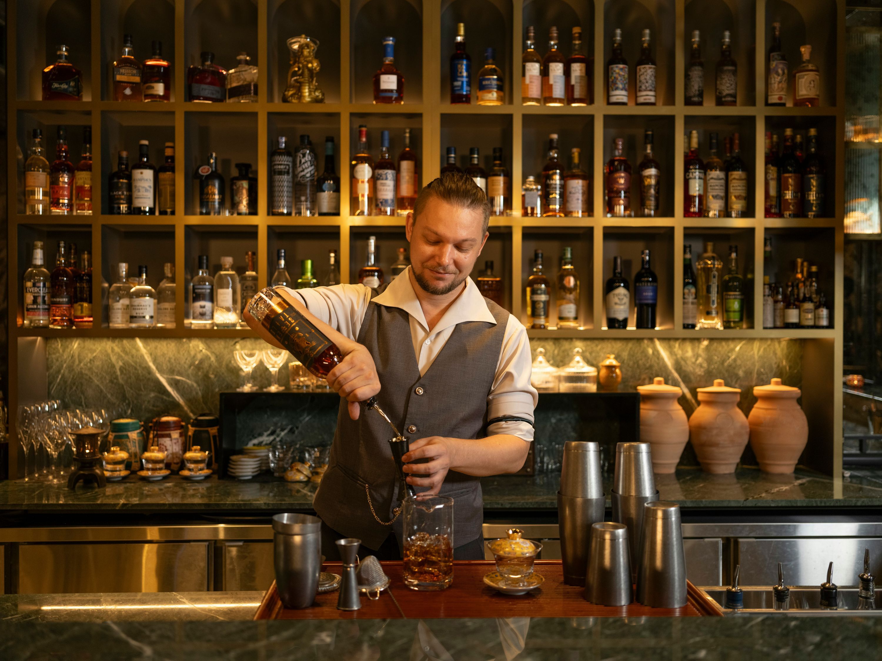 Bar