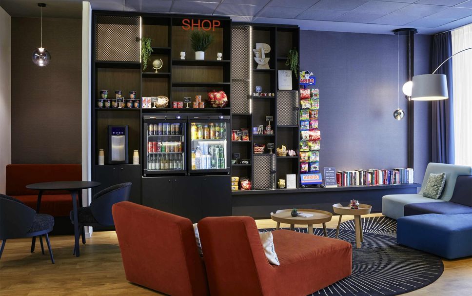 Balai Menunggu Gambar