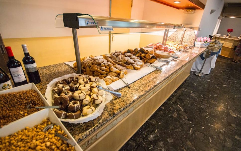 Buffet Gambar