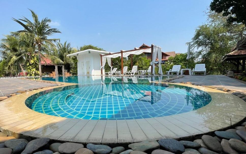 Kolam renang Gambar