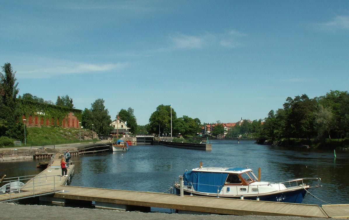Pemandangan luar