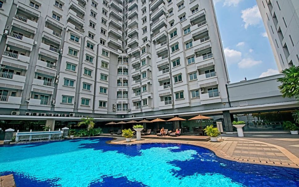 Kolam renang Gambar