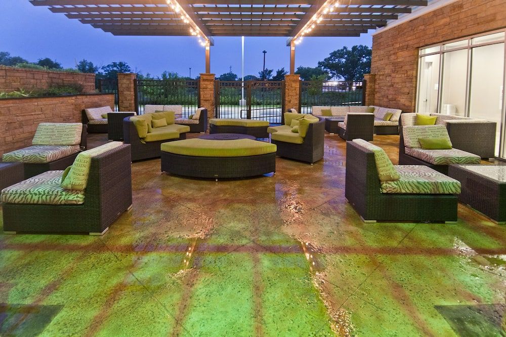 Patio Gambar