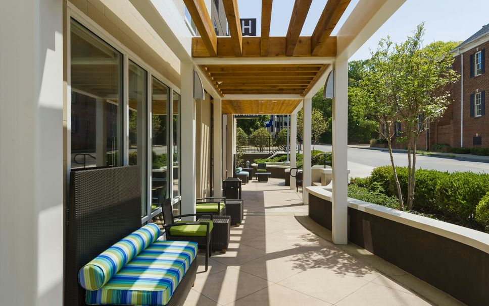 Patio Gambar