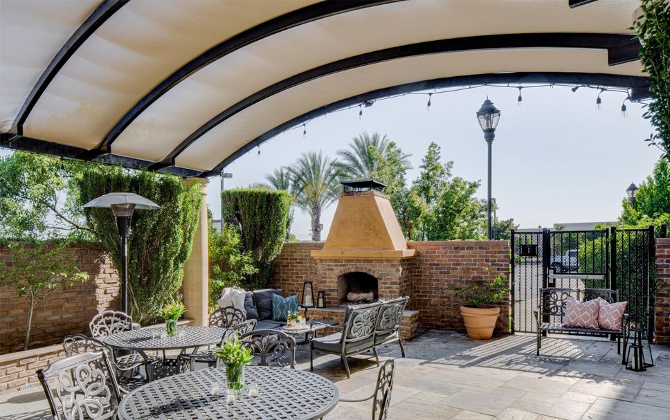 Patio Gambar