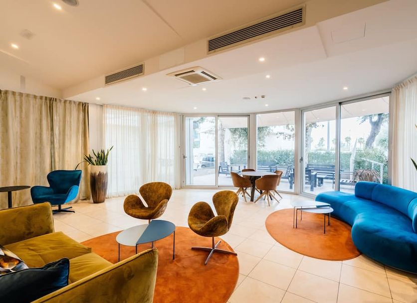 Ruang Tamu Gambar