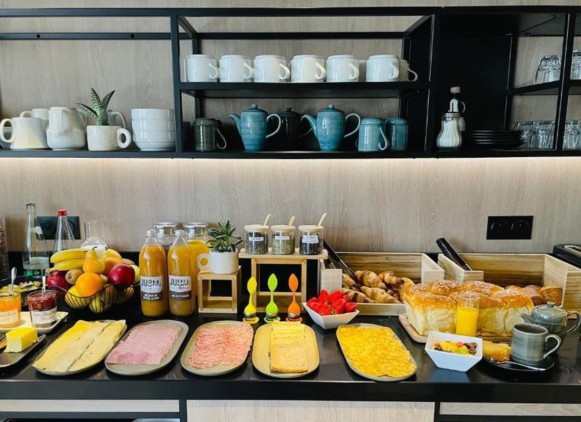 Buffet Gambar