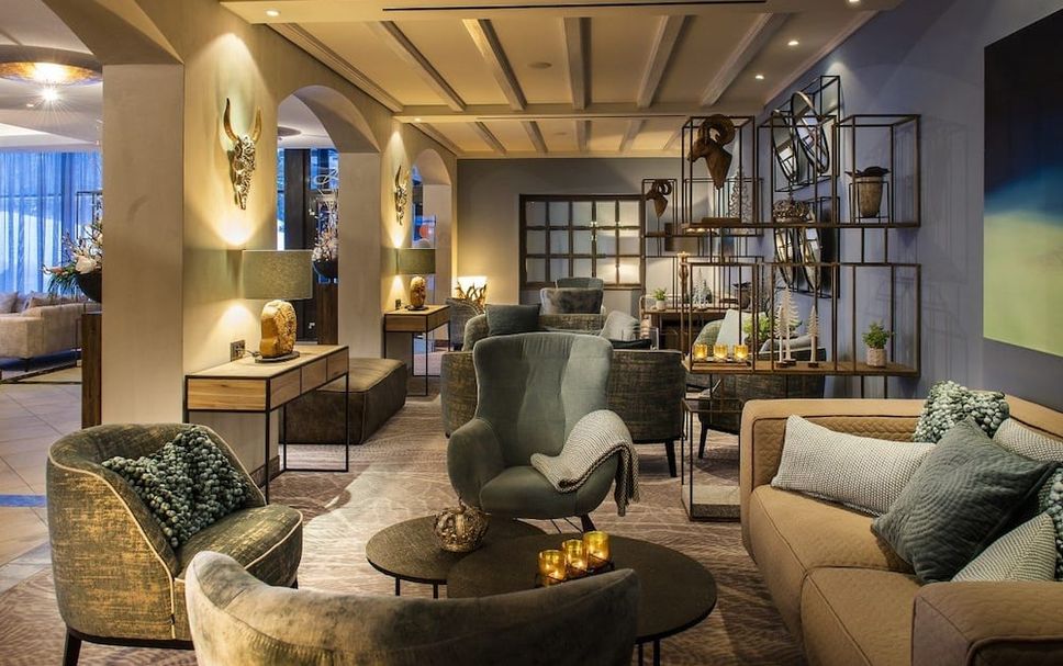 Balai Menunggu Gambar