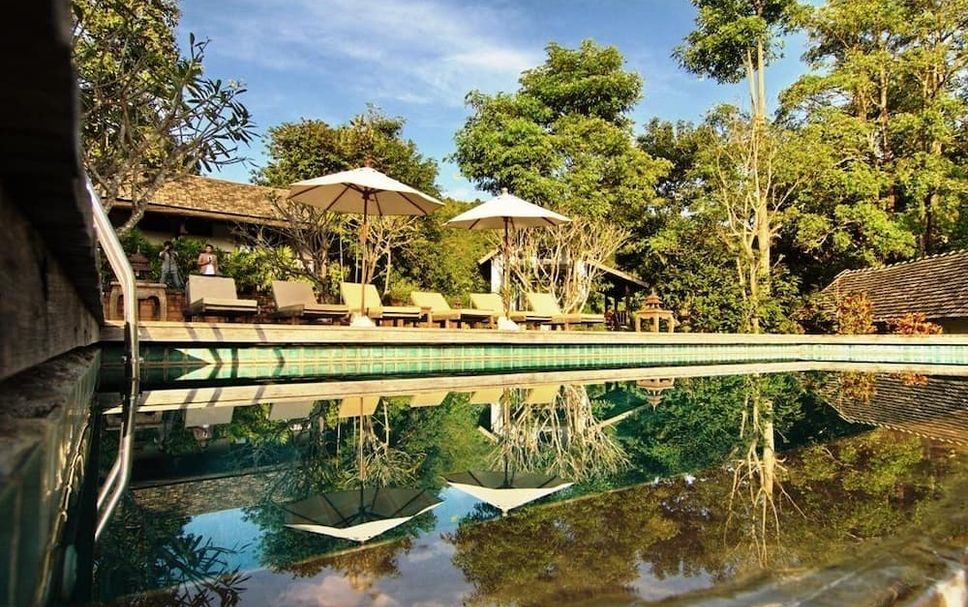 Kolam renang Gambar