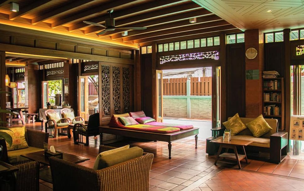 Balai Menunggu Gambar