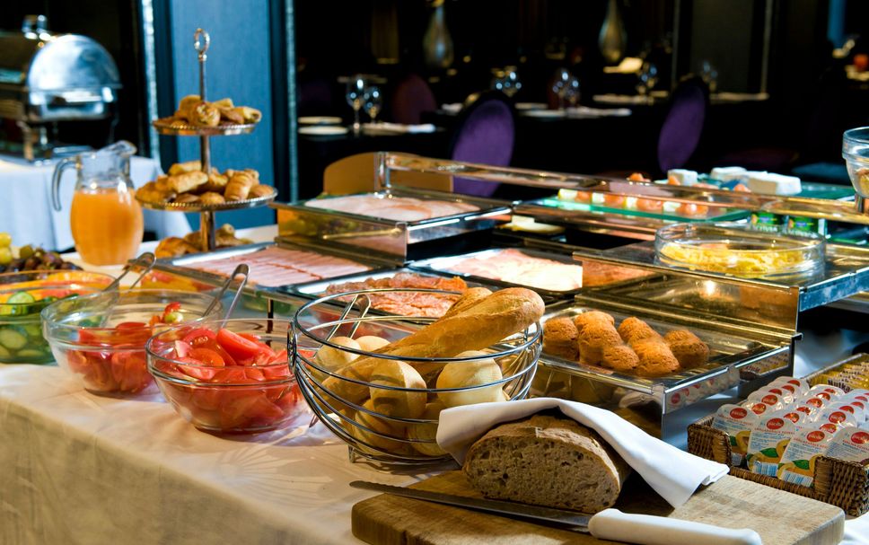 Buffet Gambar