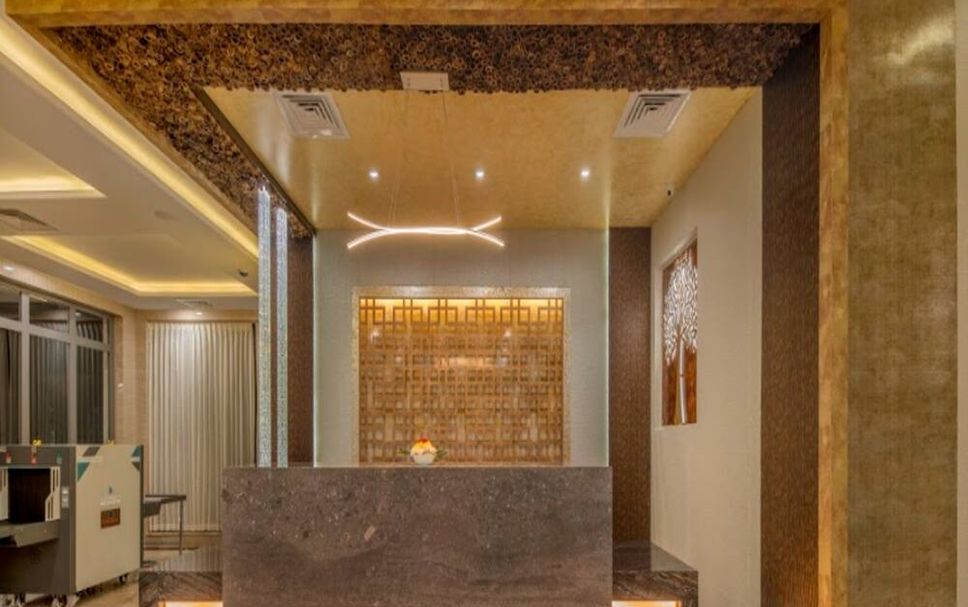 Meja Penyambut Tetamu Gambar