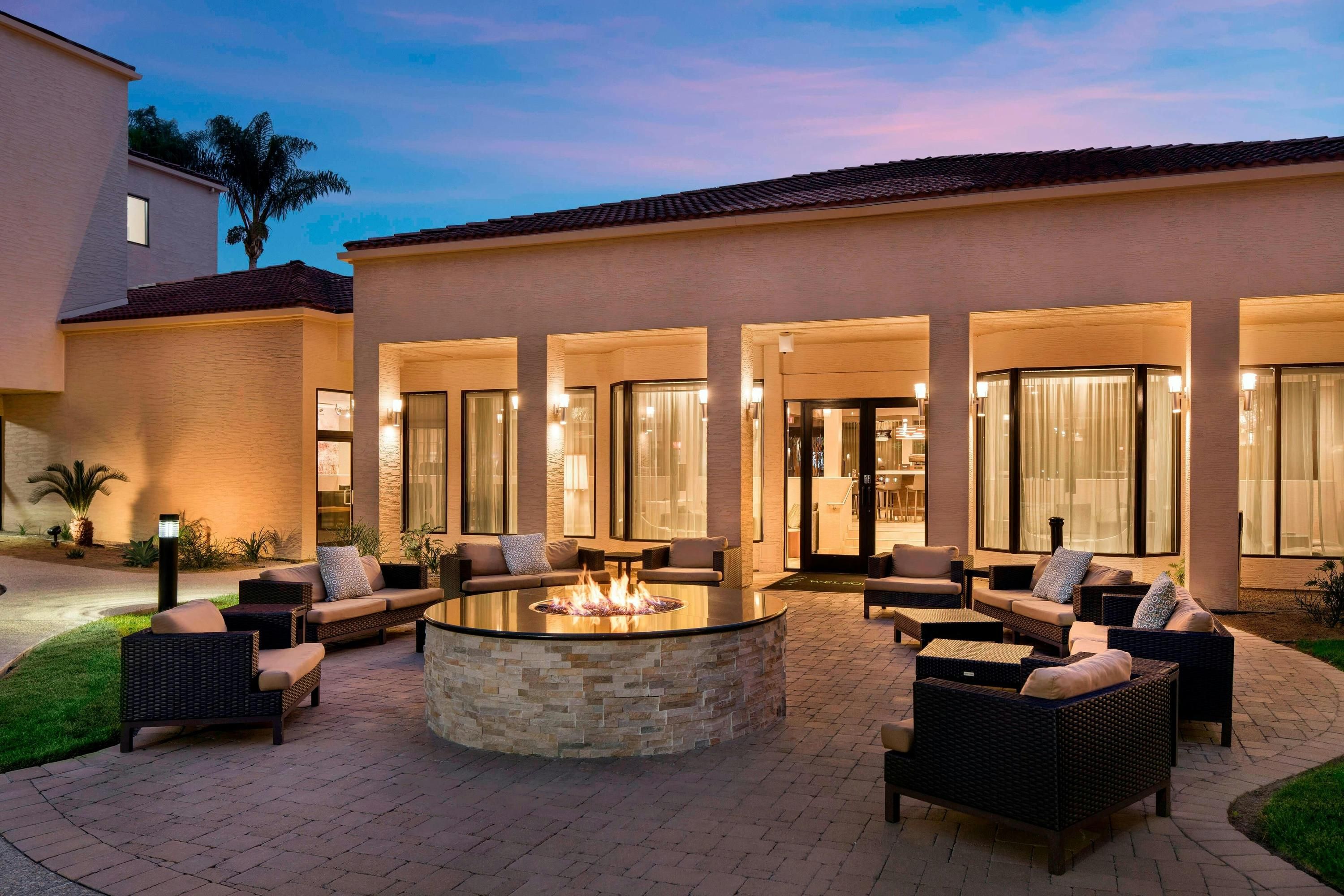 Patio Gambar