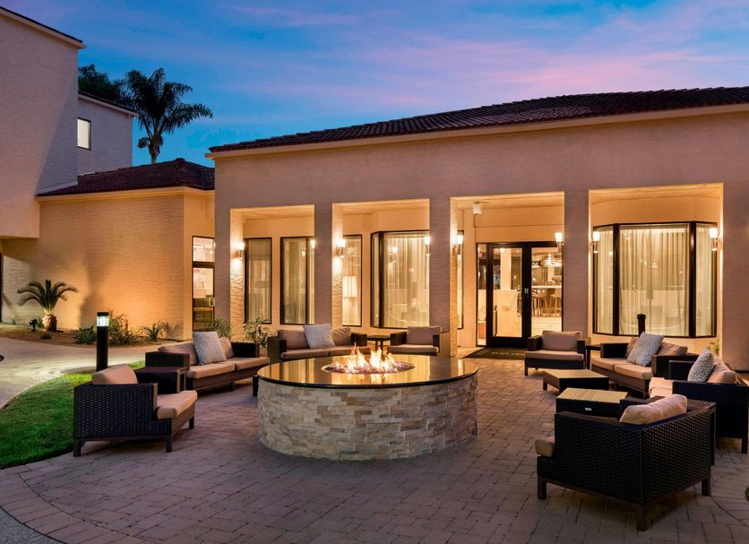 Patio Gambar