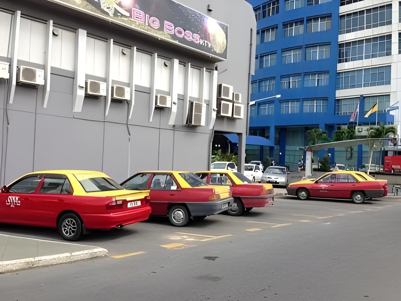 Pemandangan luar