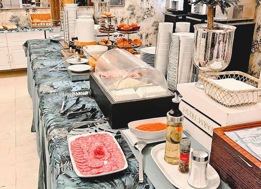 Buffet Gambar