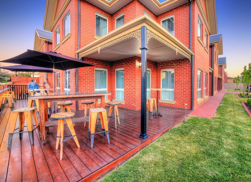 Patio Gambar