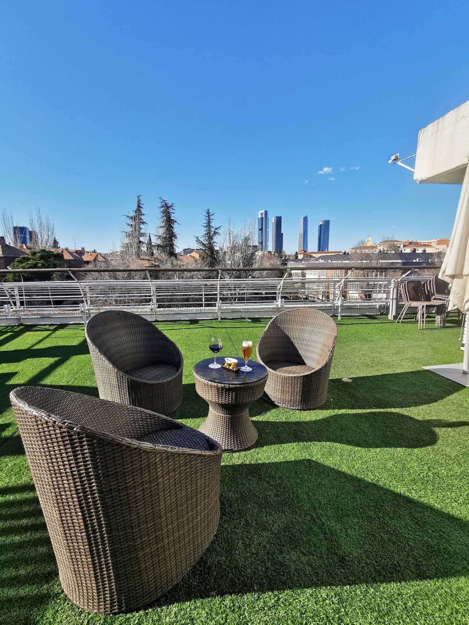 Patio Gambar