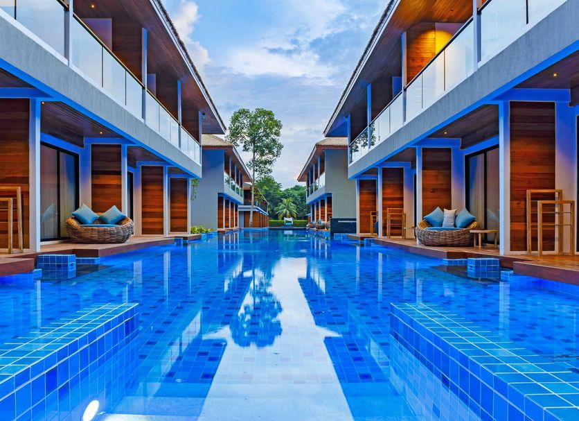 Kolam renang Gambar