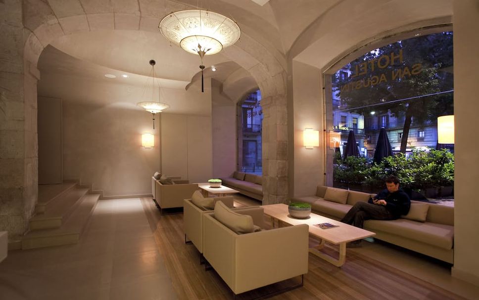 Balai Menunggu Gambar