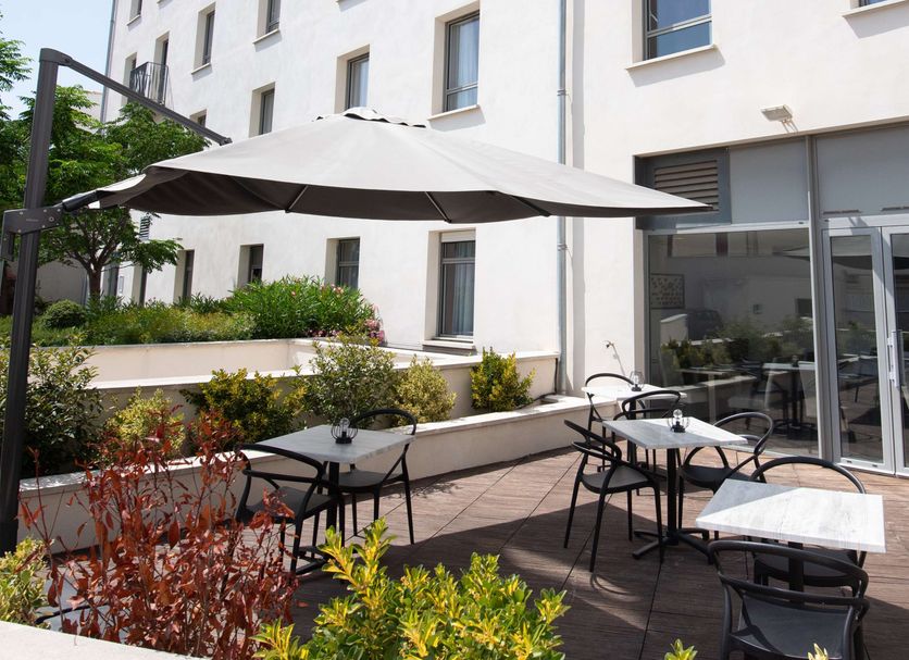 Patio Gambar