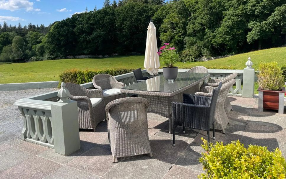 Patio Gambar