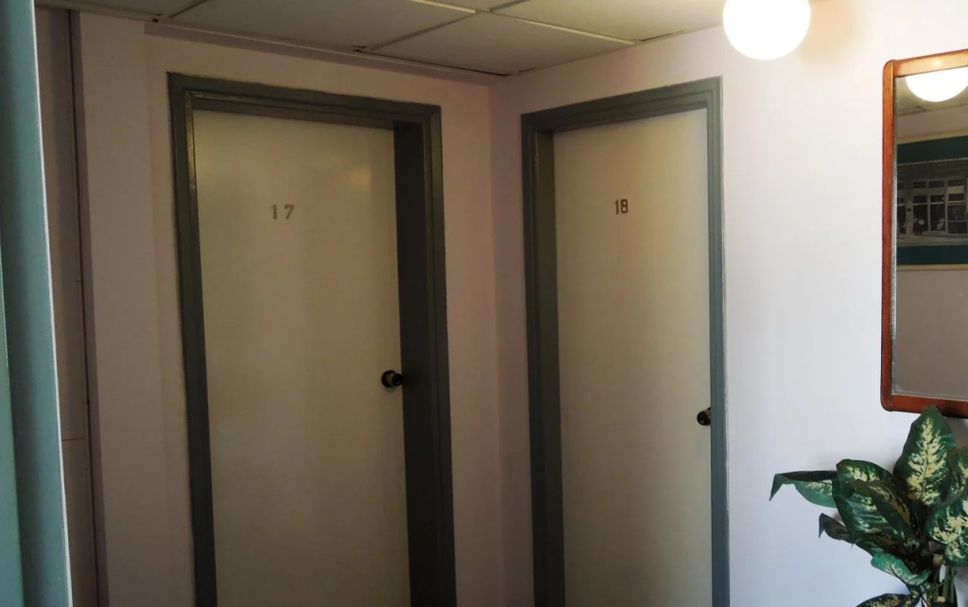 hallway Gambar