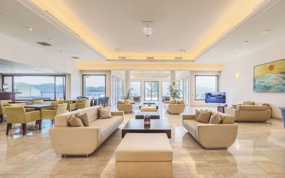 Balai Menunggu Gambar