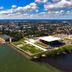 Pemandangan luar