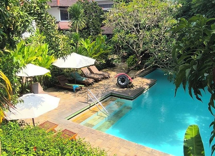 Kolam renang Gambar