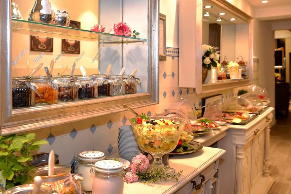 Buffet Gambar