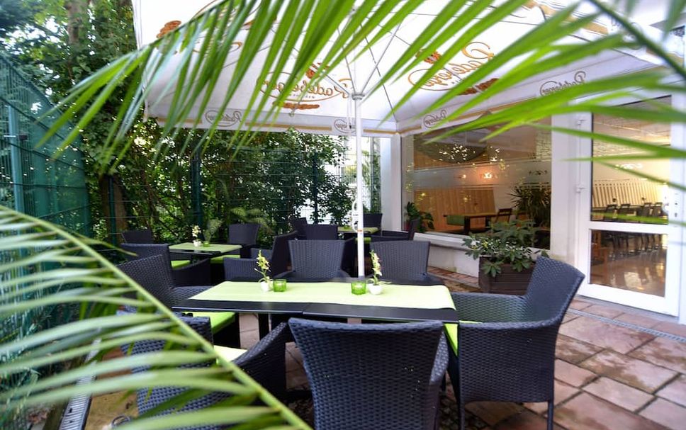 Patio Gambar