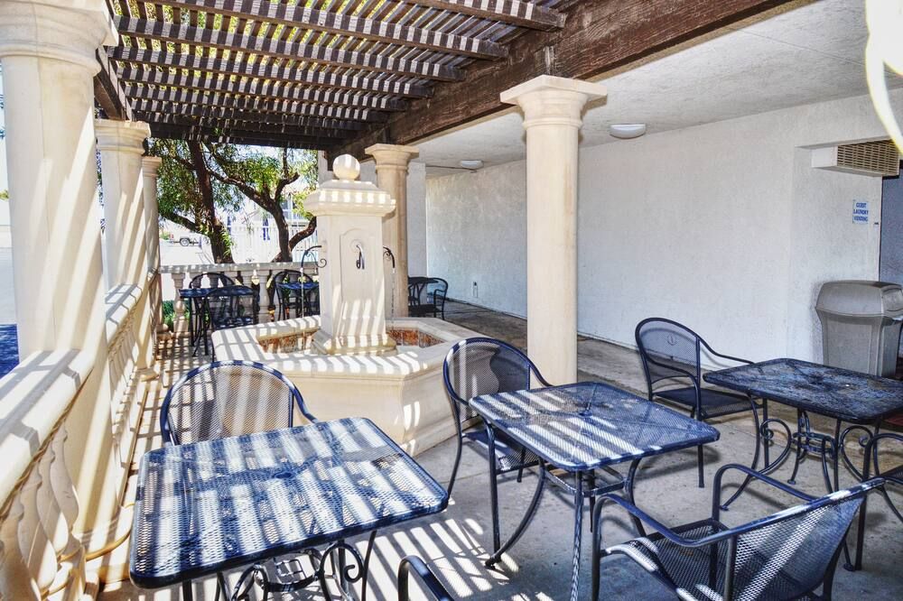 Patio Gambar