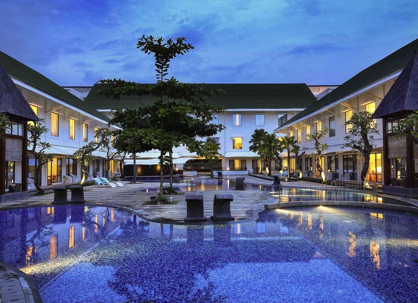 Kolam renang Gambar