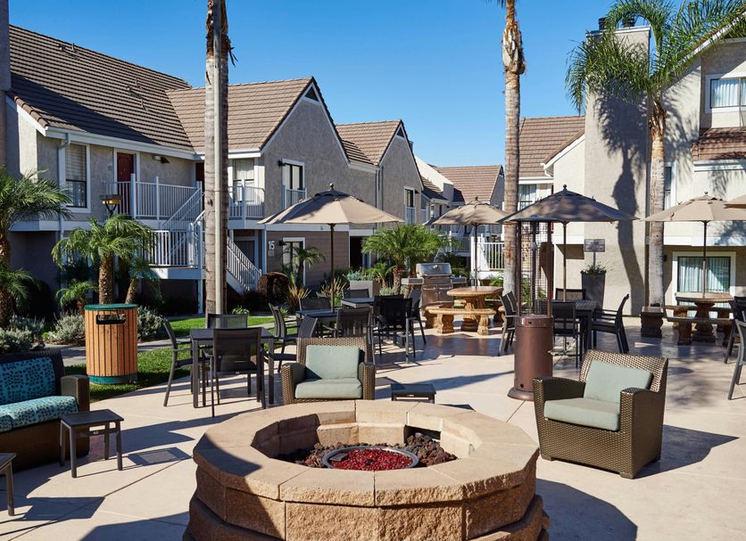 Patio Gambar