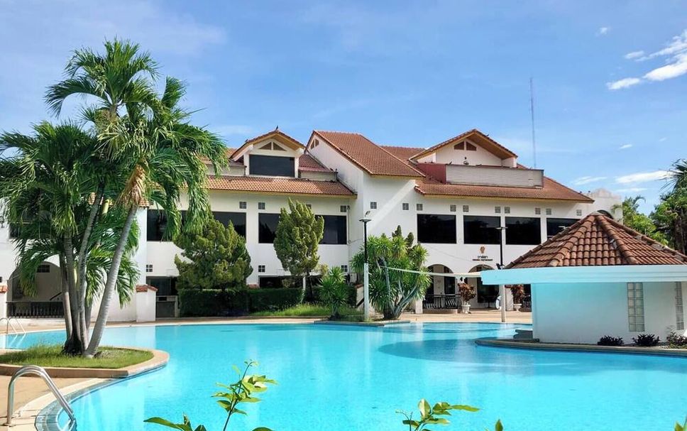 Kolam renang Gambar