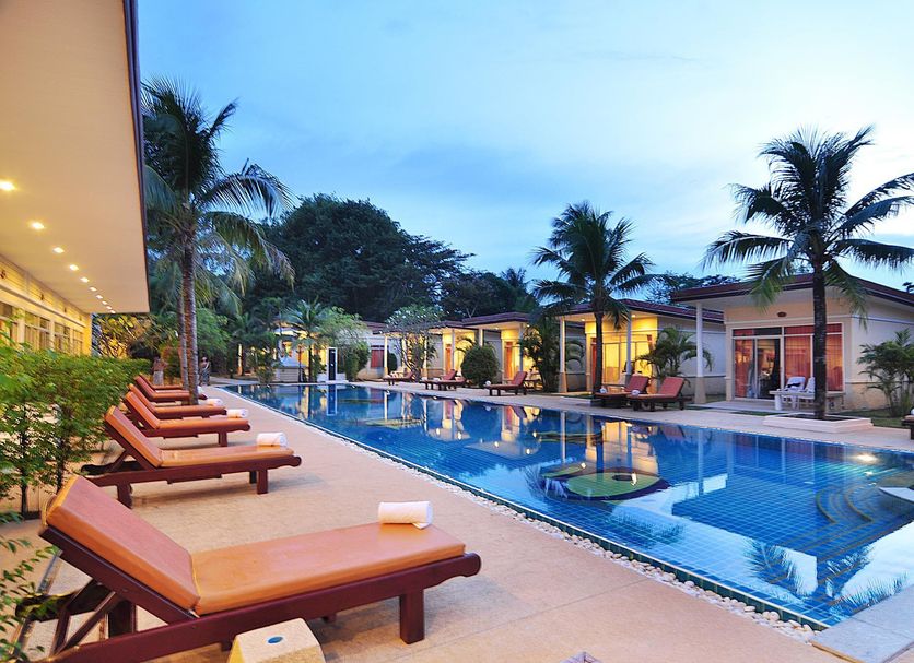 Kolam renang Gambar