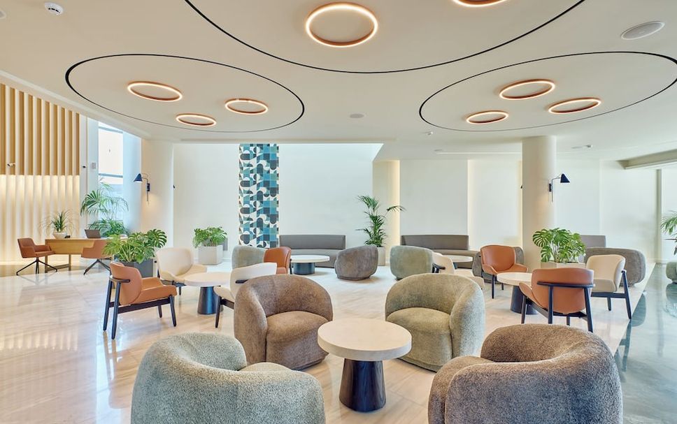 Balai Menunggu Gambar