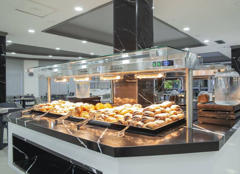 Buffet Gambar