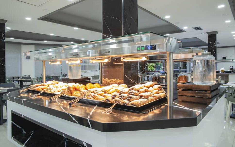 Buffet Gambar