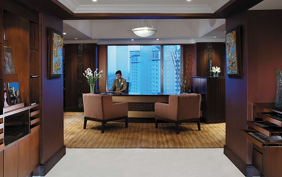 Meja Penyambut Tetamu Gambar