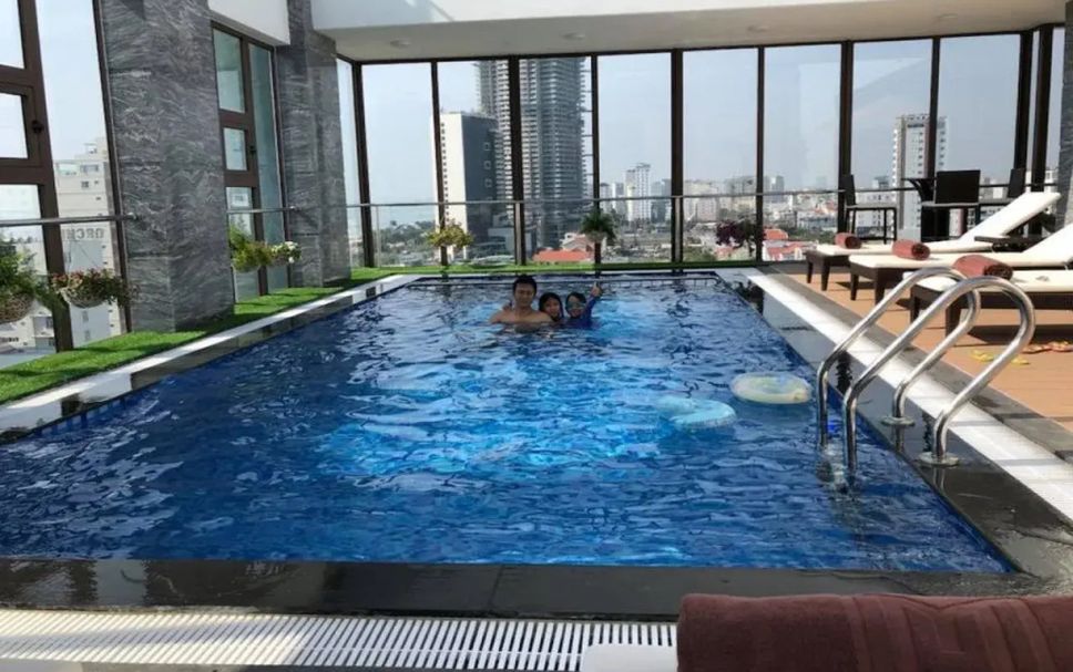 Kolam renang Gambar