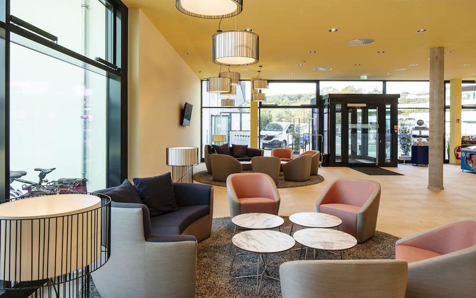 Balai Menunggu Gambar