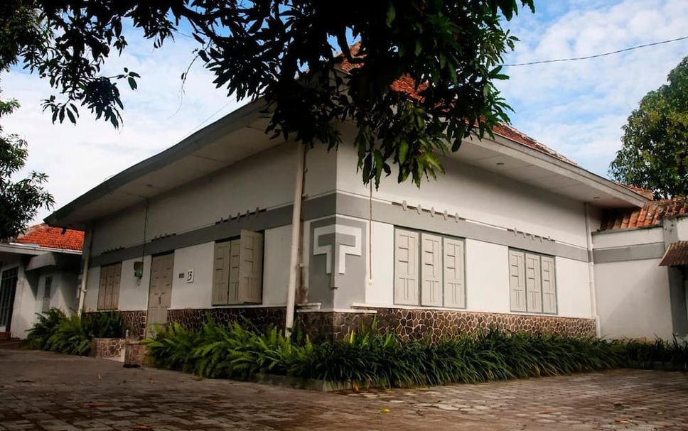 Bangunan Gambar