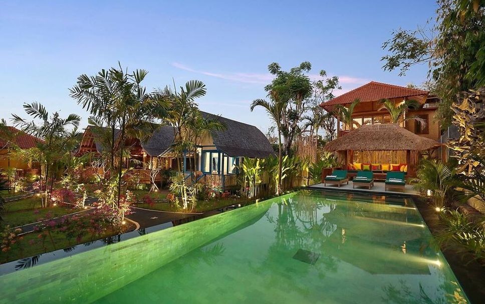 Kolam renang Gambar