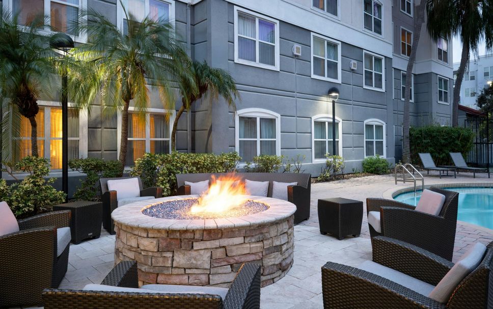 Patio Gambar